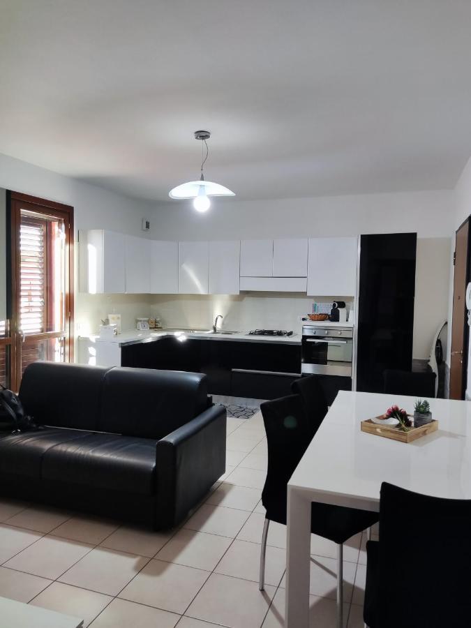 Vico Stazione Apartment Uta Luaran gambar