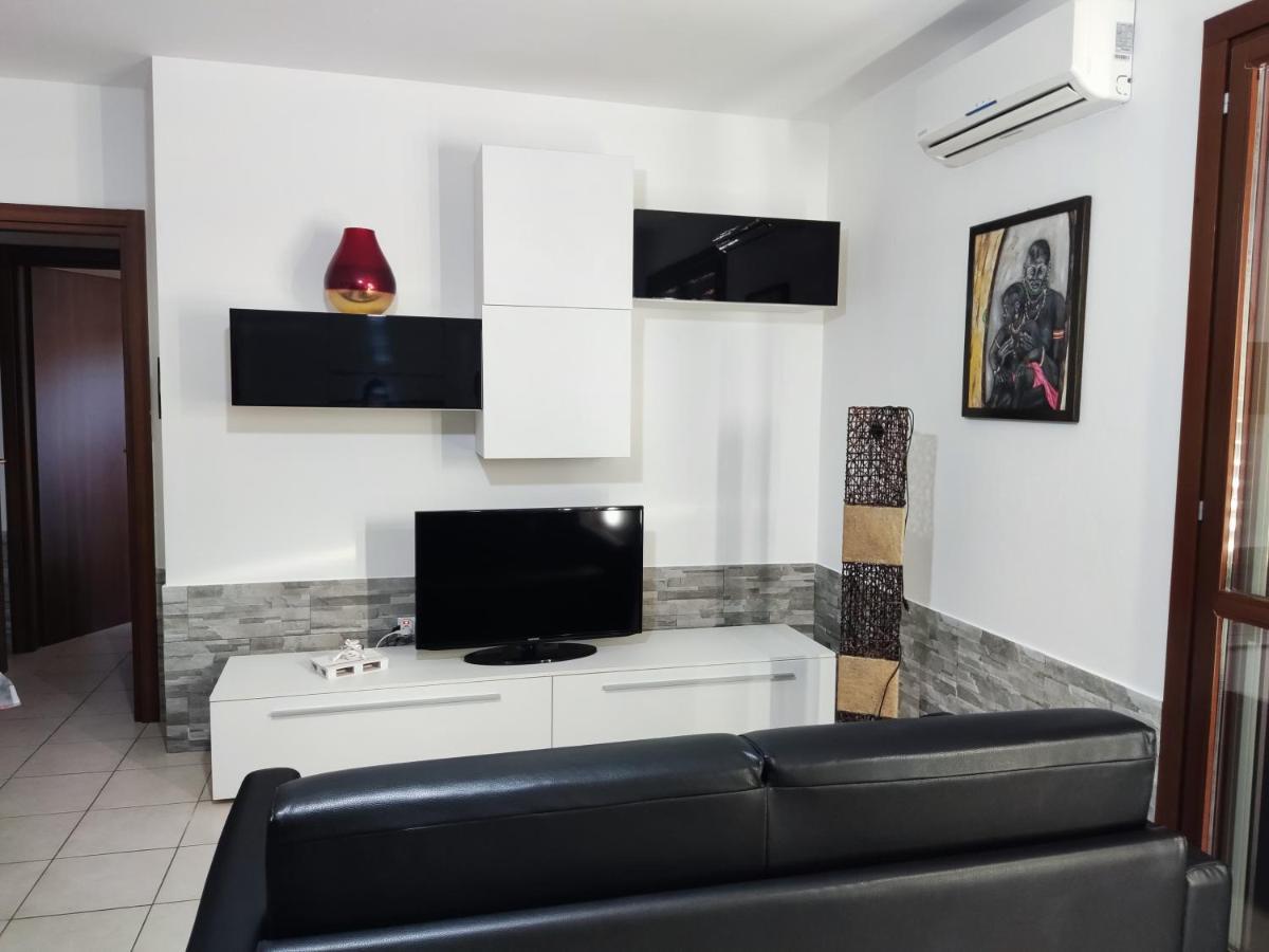Vico Stazione Apartment Uta Luaran gambar