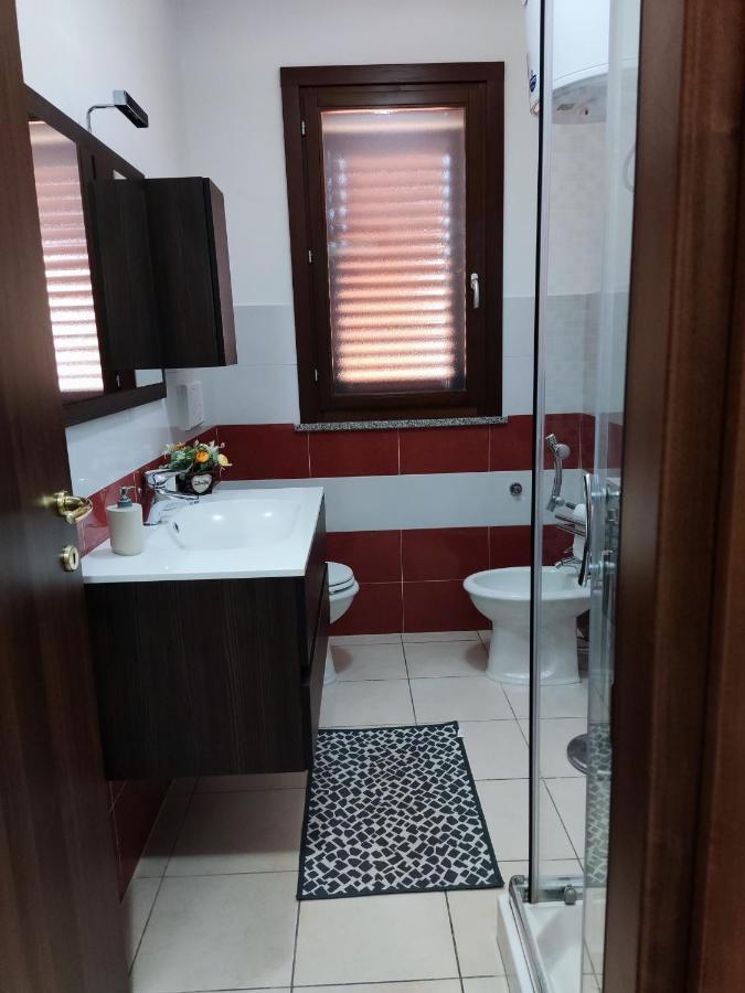 Vico Stazione Apartment Uta Luaran gambar