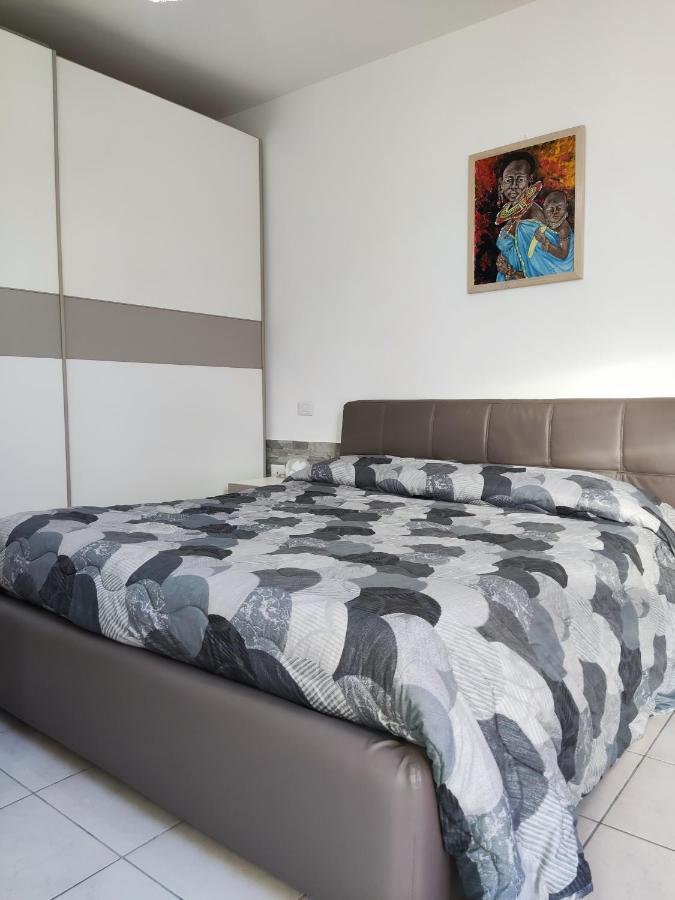 Vico Stazione Apartment Uta Luaran gambar
