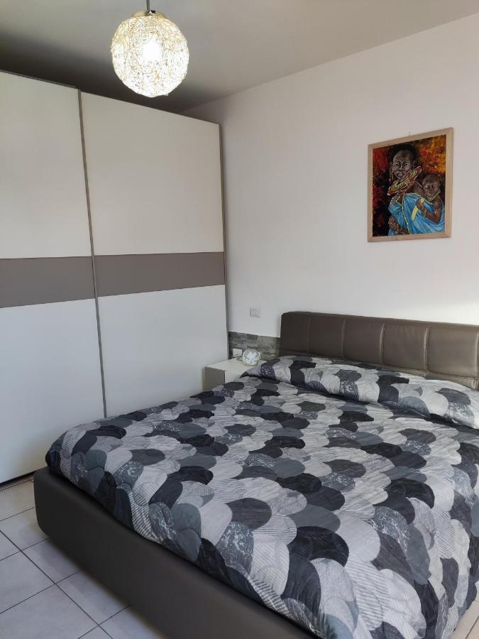 Vico Stazione Apartment Uta Luaran gambar